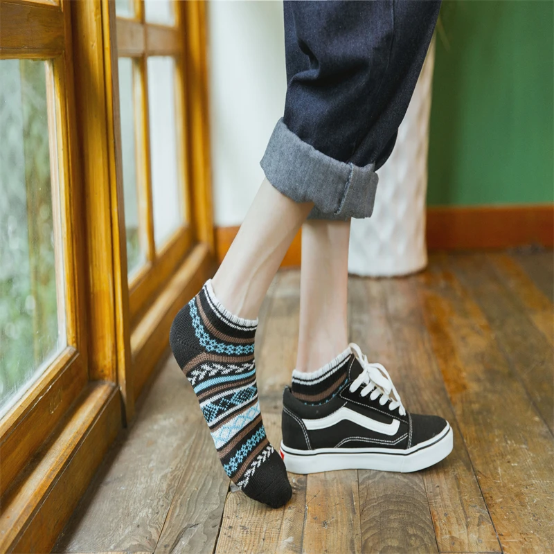 factory direct sale high quality cheap fashion multicolor striped cotton men's socks ankle socks men, Picture shows
factory direct sale high quality cheap fashion multicolor striped cotton men's socks ankle socks men, Picture shows