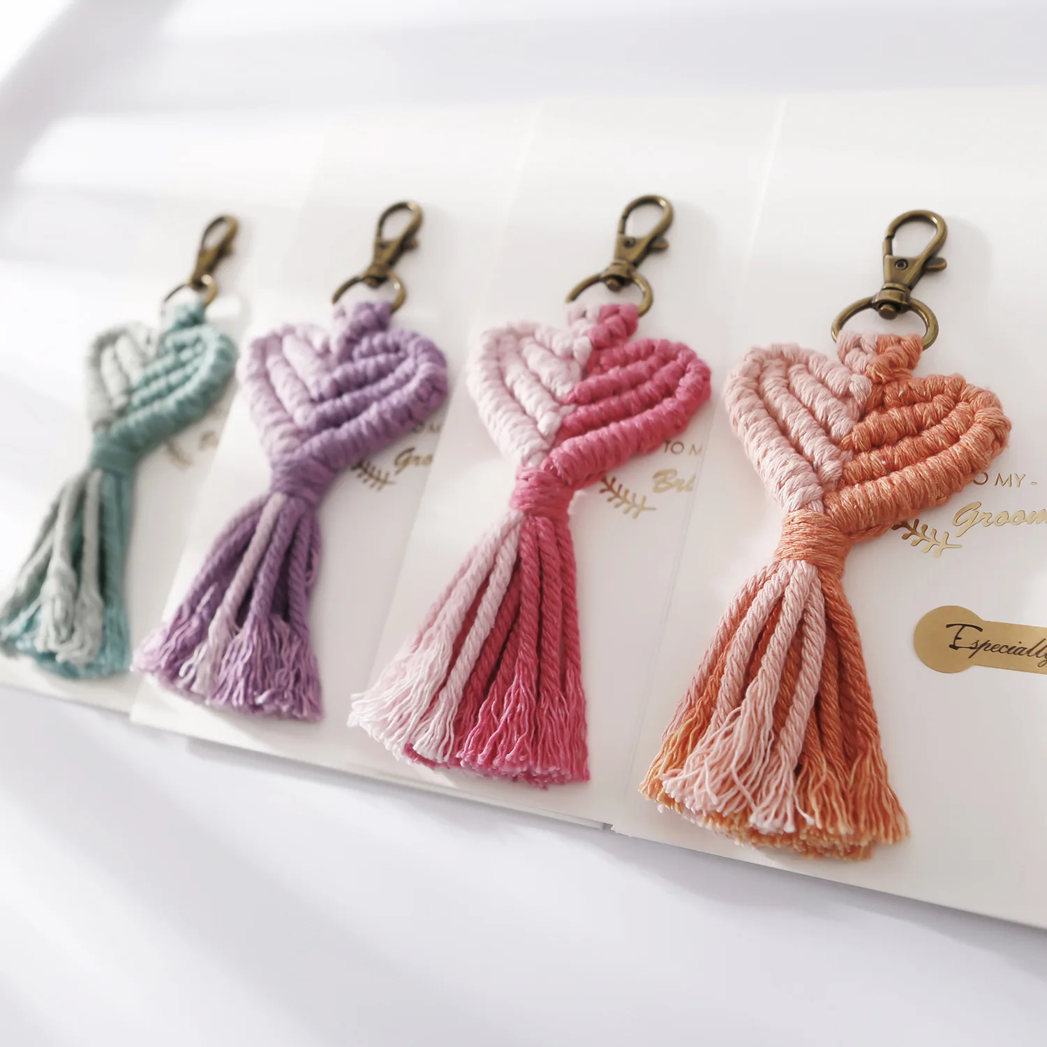 Tassel Macrame Rope Handmade key Holder Bag Car Hanging Jewelry Gifts Cotton Rope Woven Heart Keychain
Tassel Macrame Rope Handmade key Holder Bag Car Hanging Jewelry Gifts Cotton Rope Woven Heart Keychain