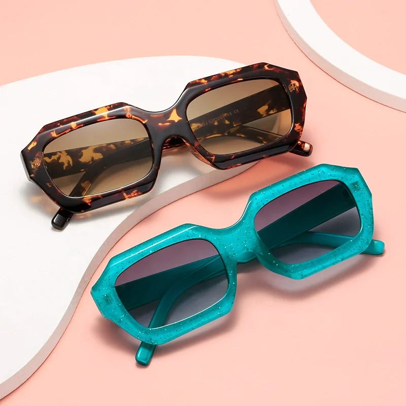 2021 New Arrival Custom Logo Oversized Street Style Vintage PC Square Diamond Fashion Sunglasses For Women, Custom colors
2021 New Arrival Custom Logo Oversized Street Style Vintage PC Square Diamond Fashion Sunglasses For Women, Custom colors