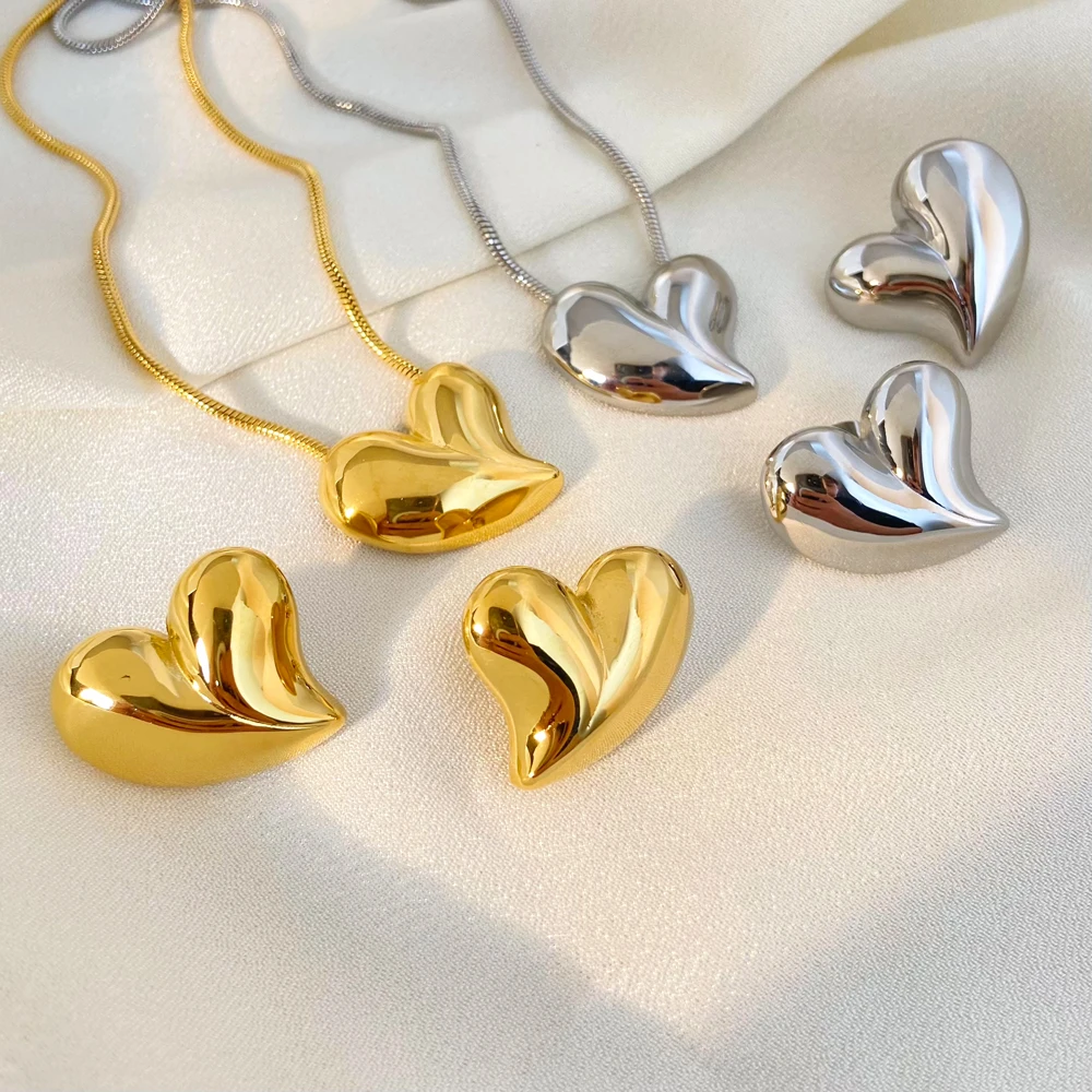 fashion jewelry 2024 Gold Silver Heart Pendant Necklace 18K PVD Gold Plated Stainless Steel Metal Love Heart Stud Earring
fashion jewelry 2024 Gold Silver Heart Pendant Necklace 18K PVD Gold Plated Stainless Steel Metal Love Heart Stud Earring