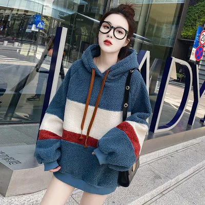 cropped hoodie woman lamb wool sweater women's long-sleeved tops 2020 winter plus velvet thick Korean version of loose hooded sm
cropped hoodie woman lamb wool sweater women's long-sleeved tops 2020 winter plus velvet thick Korean version of loose hooded sm