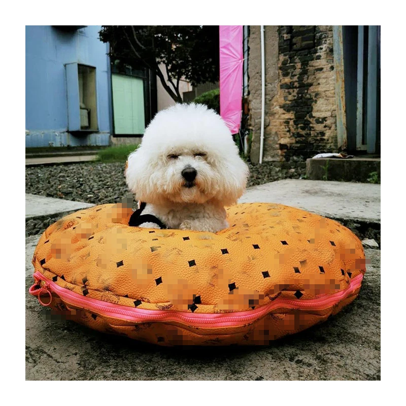 Hot selling luxury popular brand comfortable autumn winter warm pet sofa dog cat bed
Hot selling luxury popular brand comfortable autumn winter warm pet sofa dog cat bed