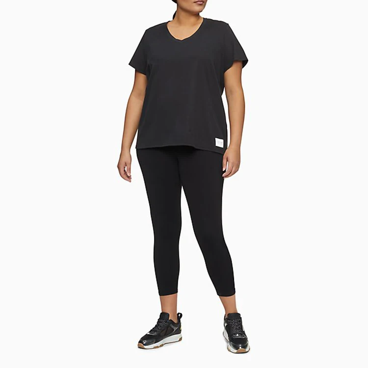 Big size high end quality soft 100% cotton v neck short sleeve custom brand black plain t-shrits for women
Big size high end quality soft 100% cotton v neck short sleeve custom brand black plain t-shrits for women