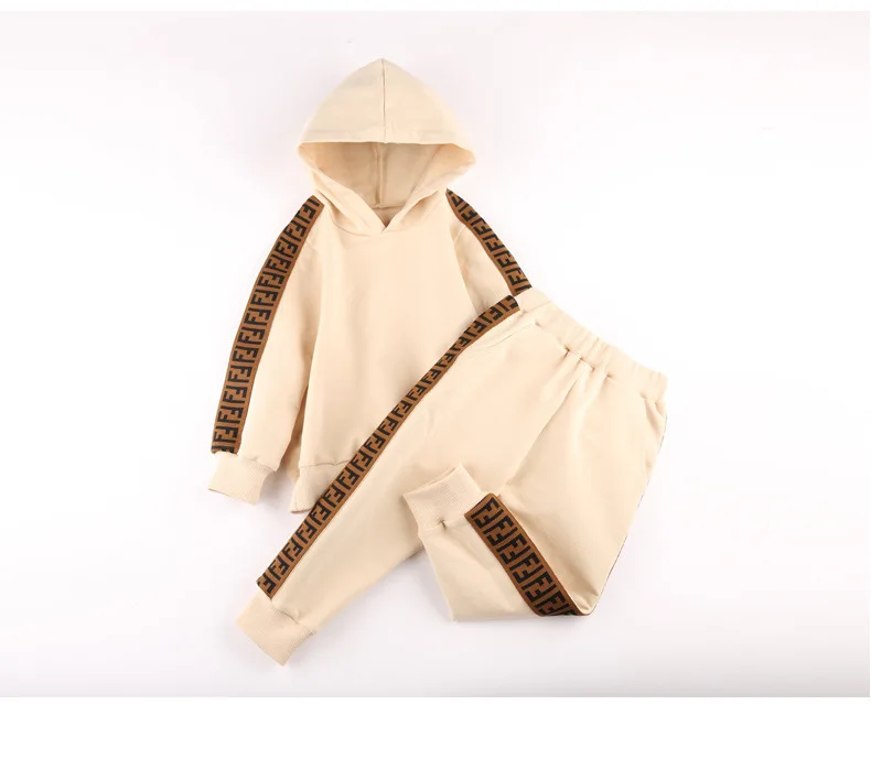 LLDRESS High quality children round neck printed long sleeve hoodies elastic pants sporting tracksuits plus size two piece set
LLDRESS High quality children round neck printed long sleeve hoodies elastic pants sporting tracksuits plus size two piece set