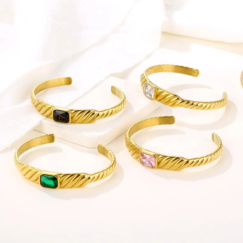 Fashion Jewelry 18K Gold Plated Twisted Stainless Steel Big Zircon Stone Twisted Bangle Bracelet
Fashion Jewelry 18K Gold Plated Twisted Stainless Steel Big Zircon Stone Twisted Bangle Bracelet