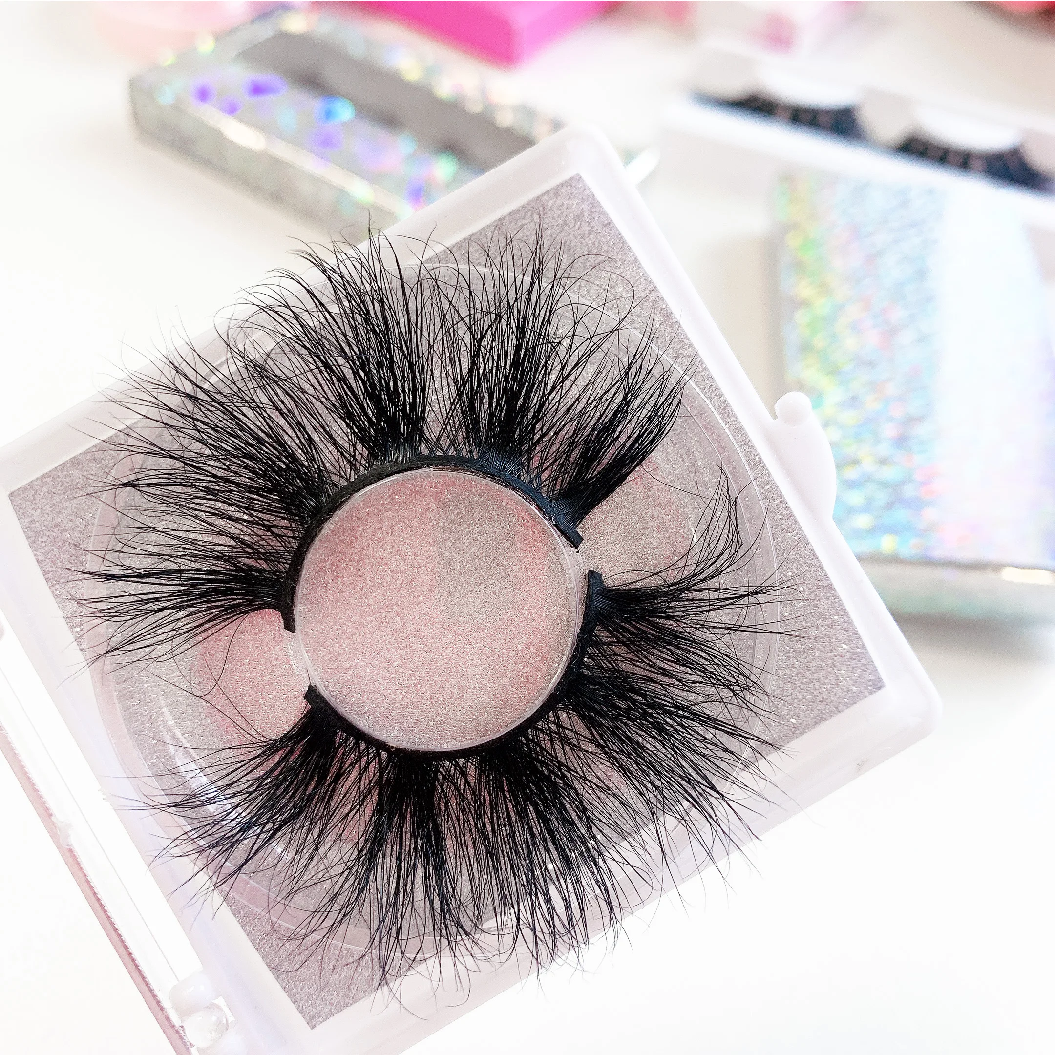 Strip lashes cases private label eyelash vendor customized boxes18mm faux mink eyelashes fluffy lashes, Black color
Strip lashes cases private label eyelash vendor customized boxes18mm faux mink eyelashes fluffy lashes, Black color