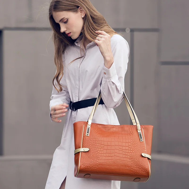 2020 Fashion women shoulder small bag latest tassel ladies purse bag bucket crossbody bags
2020 Fashion women shoulder small bag latest tassel ladies purse bag bucket crossbody bags