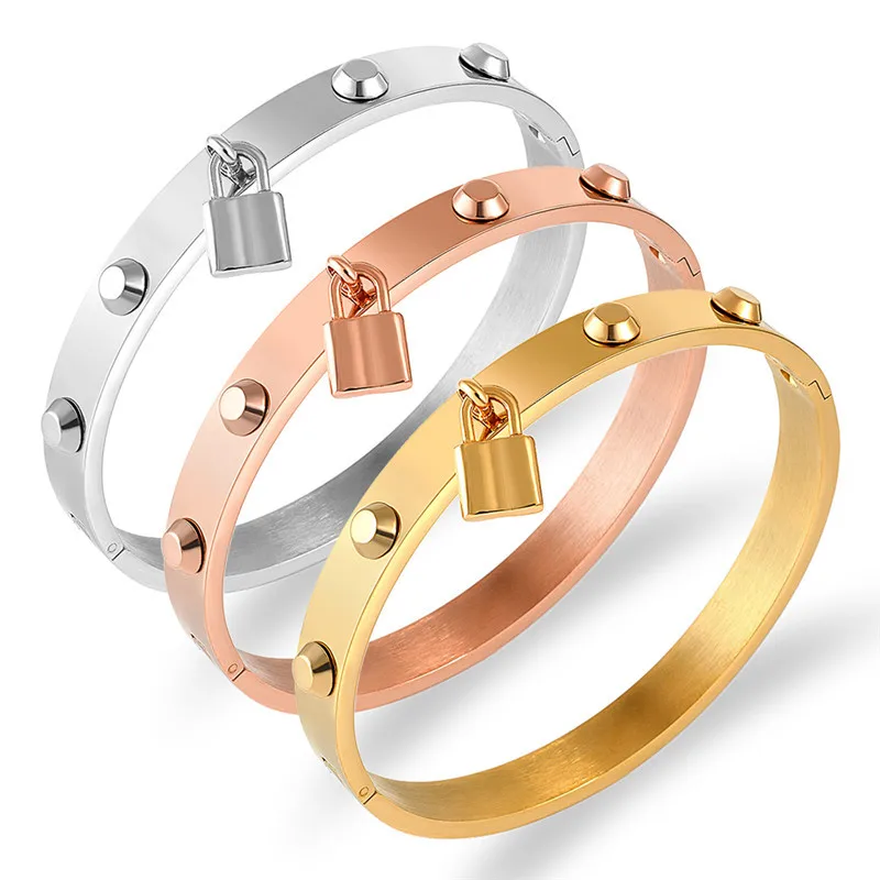 Valentine's Day Gift New Style Romance Stainless Steel Silver/Gold/Rose Padlock Lock Charm Cuff Lady Bracelet Bangle For Women
Valentine's Day Gift New Style Romance Stainless Steel Silver/Gold/Rose Padlock Lock Charm Cuff Lady Bracelet Bangle For Women