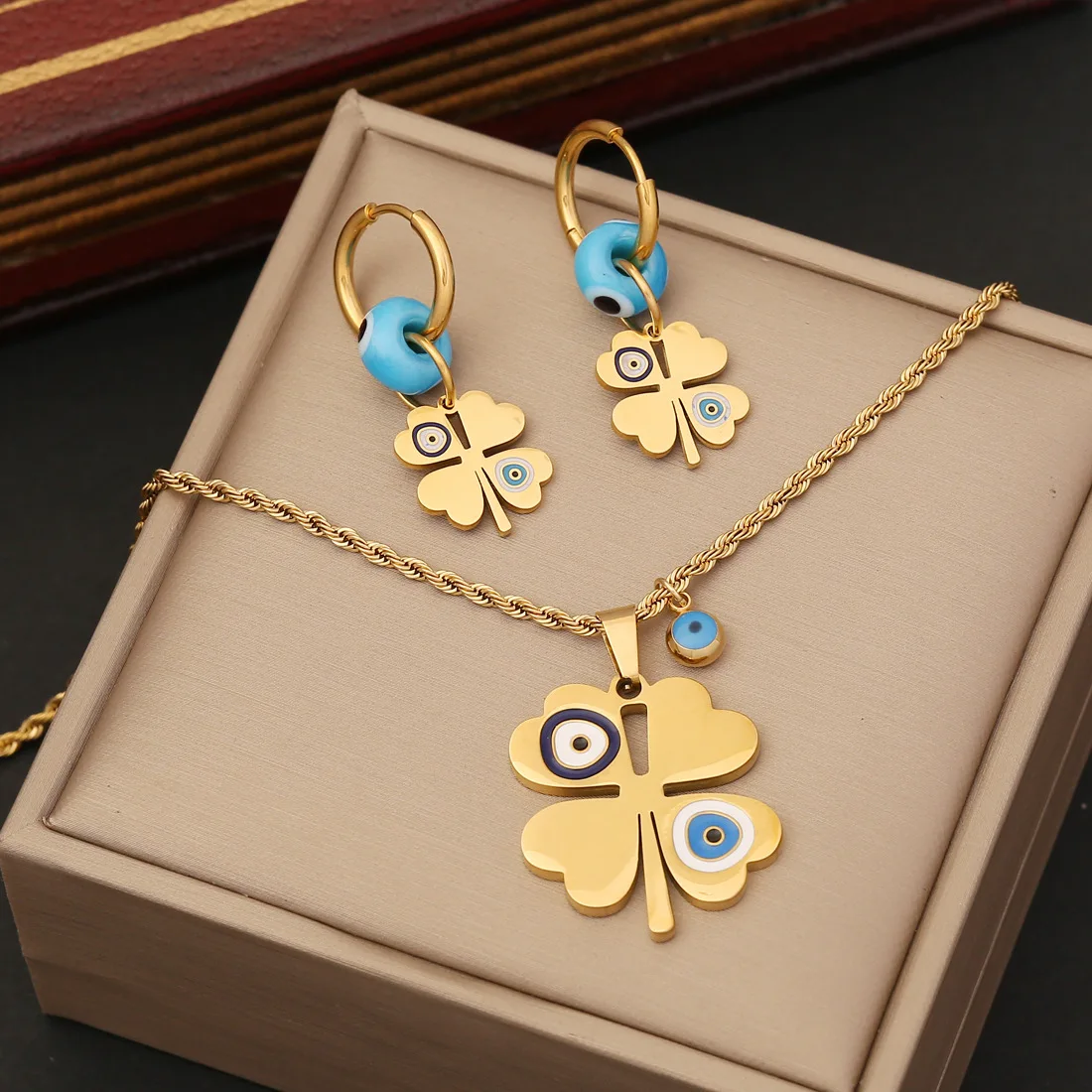 Wholesale Women Stainless Steel Blue eye Four Leaf Clover heart pendant Necklace Bracelet Earrings 18k Gold Plated Jewelry Set
Wholesale Women Stainless Steel Blue eye Four Leaf Clover heart pendant Necklace Bracelet Earrings 18k Gold Plated Jewelry Set