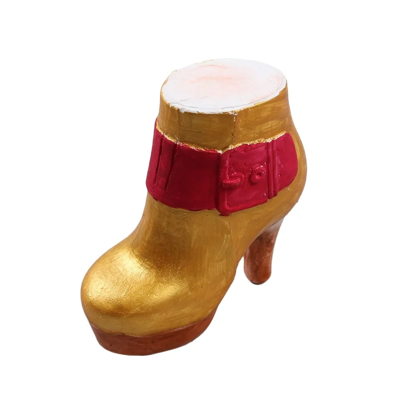Three-dimensional chocolate mold for high heels Jelly candy chocolate baking mold
Three-dimensional chocolate mold for high heels Jelly candy chocolate baking mold