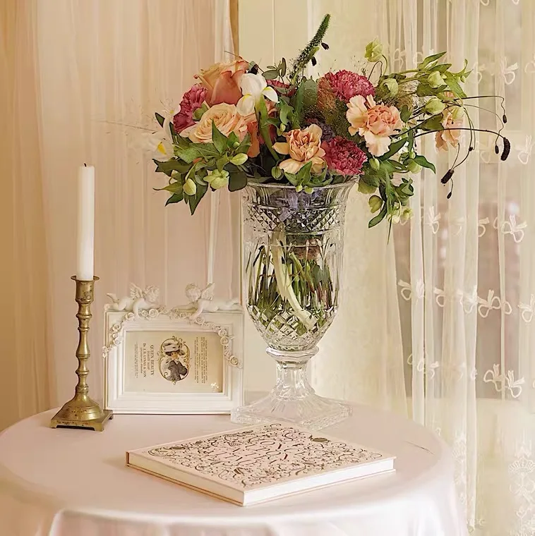 Custom Luxury New Arrival Clear And High Quality Beautiful Hand Cut Glass Flower Vase B771, Clear / amber or your customized
Custom Luxury New Arrival Clear And High Quality Beautiful Hand Cut Glass Flower Vase B771, Clear / amber or your customized