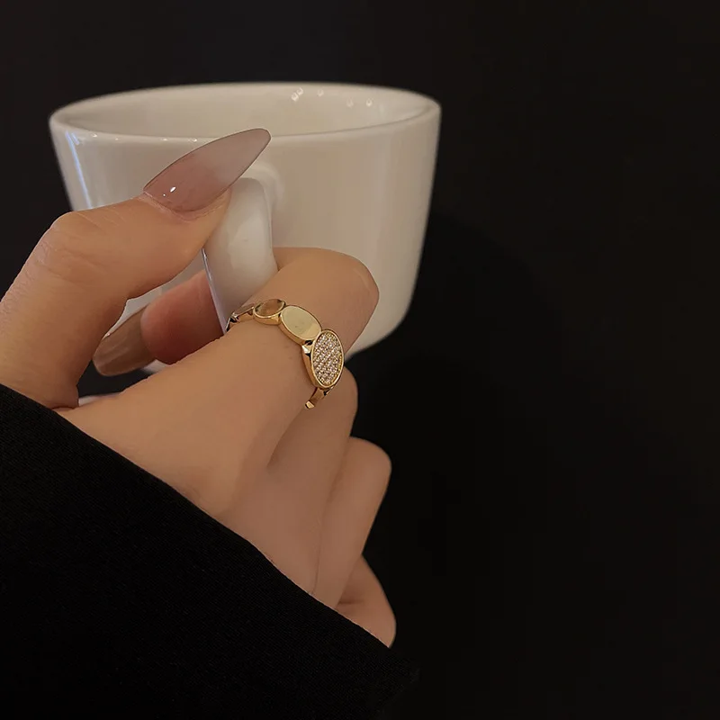 Opening Adjustment European And American Ins Style Geometric Ring Female Simple Trend Ring Micro-Encrusted Diamond Ring
Opening Adjustment European And American Ins Style Geometric Ring Female Simple Trend Ring Micro-Encrusted Diamond Ring