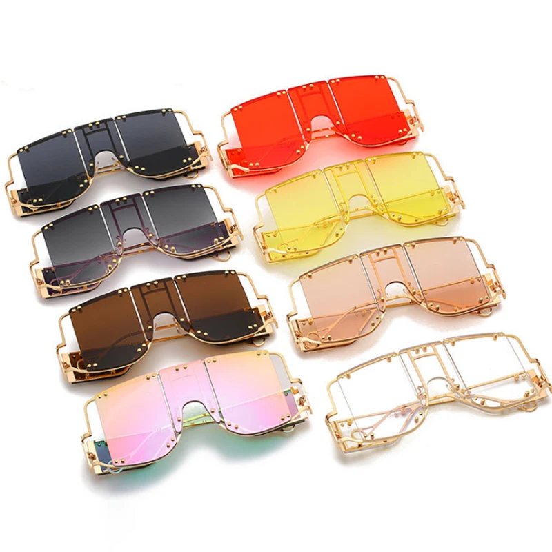 New Arrival Fashion Big Metal Frame Square Sunglasses Women Vintage Retro Sunglasses Oversized
New Arrival Fashion Big Metal Frame Square Sunglasses Women Vintage Retro Sunglasses Oversized
