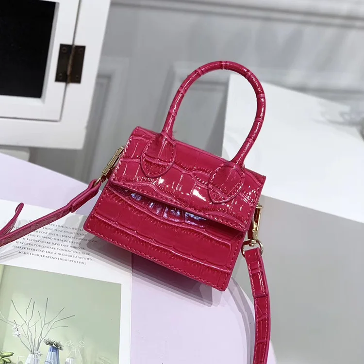 2021 Youth Ladies Simple Versatile Crossbody Bag Acrylic Chain Single Shoulder Casual Mini Bags Women Handbags, Customizable
2021 Youth Ladies Simple Versatile Crossbody Bag Acrylic Chain Single Shoulder Casual Mini Bags Women Handbags, Customizable