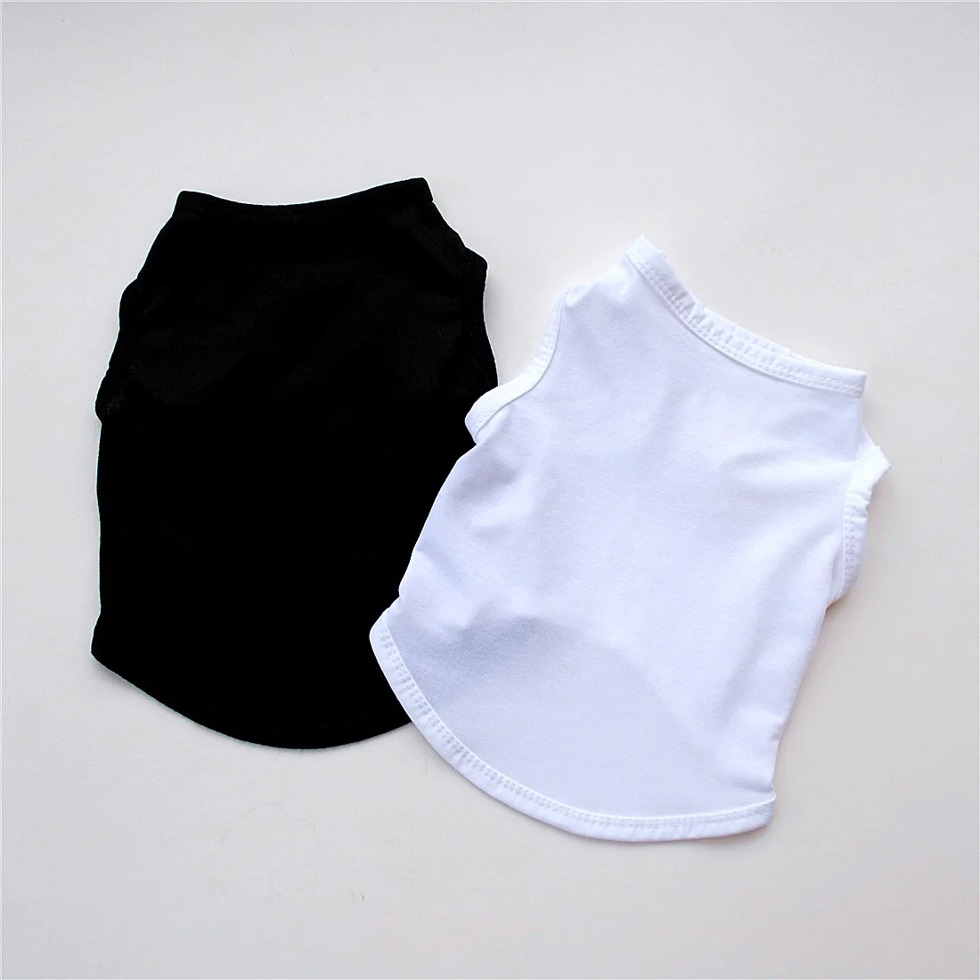 Wholesale New fashion hot sale plain pet Summer Clothes Dog Cat Tank Top T shirt
Wholesale New fashion hot sale plain pet Summer Clothes Dog Cat Tank Top T shirt