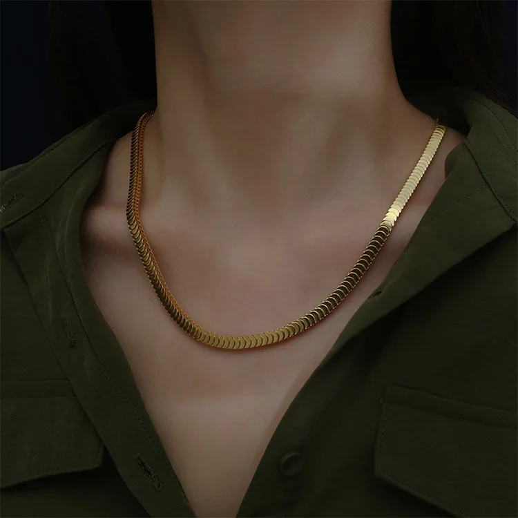 Hongtong Stainless Steel Jewelry Gold Plated High Polished Flat Herringbone Chain Hypoallergenic Flat Snake Chain Necklace, Picture
Hongtong Stainless Steel Jewelry Gold Plated High Polished Flat Herringbone Chain Hypoallergenic Flat Snake Chain Necklace, Picture