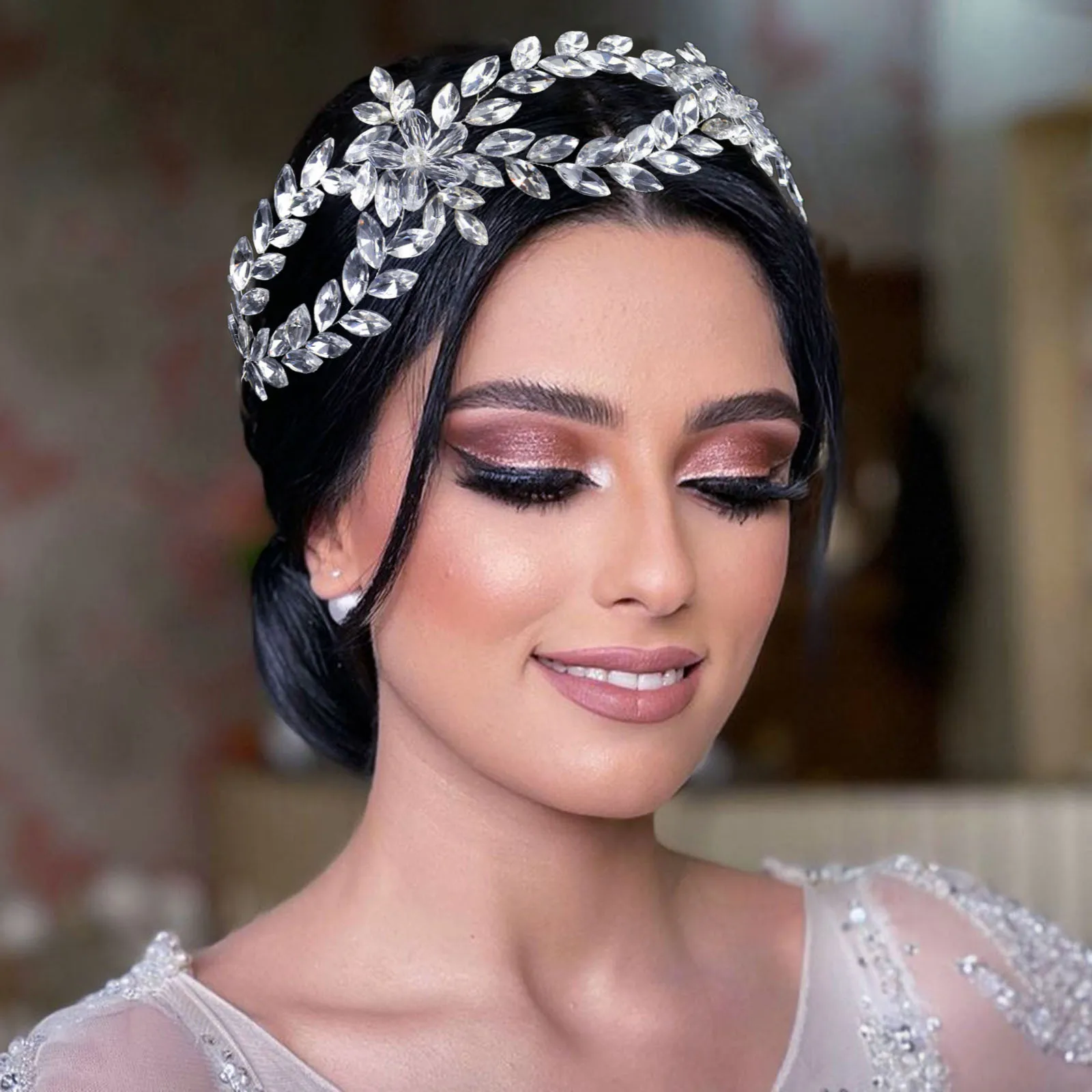 ROMANTIC Wholesale Wedding Jewelry Bridal Hair Accessories Flower Rhinestone Headband For Women
ROMANTIC Wholesale Wedding Jewelry Bridal Hair Accessories Flower Rhinestone Headband For Women