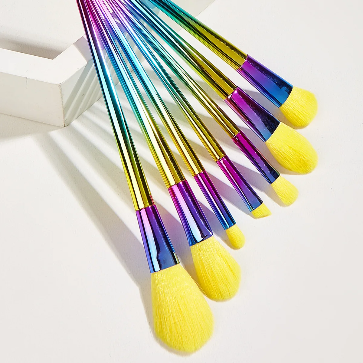 popular products 10pcs Rainbow Laser Handle Makeup Brushes private label makeup brush
popular products 10pcs Rainbow Laser Handle Makeup Brushes private label makeup brush