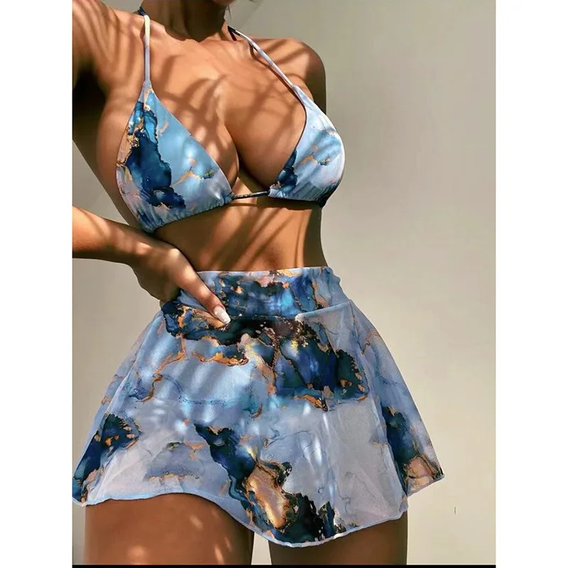 2022 European American new three-piece printed bikini Amazon sexy swimsuit women 3 pieces bikini set
2022 European American new three-piece printed bikini Amazon sexy swimsuit women 3 pieces bikini set