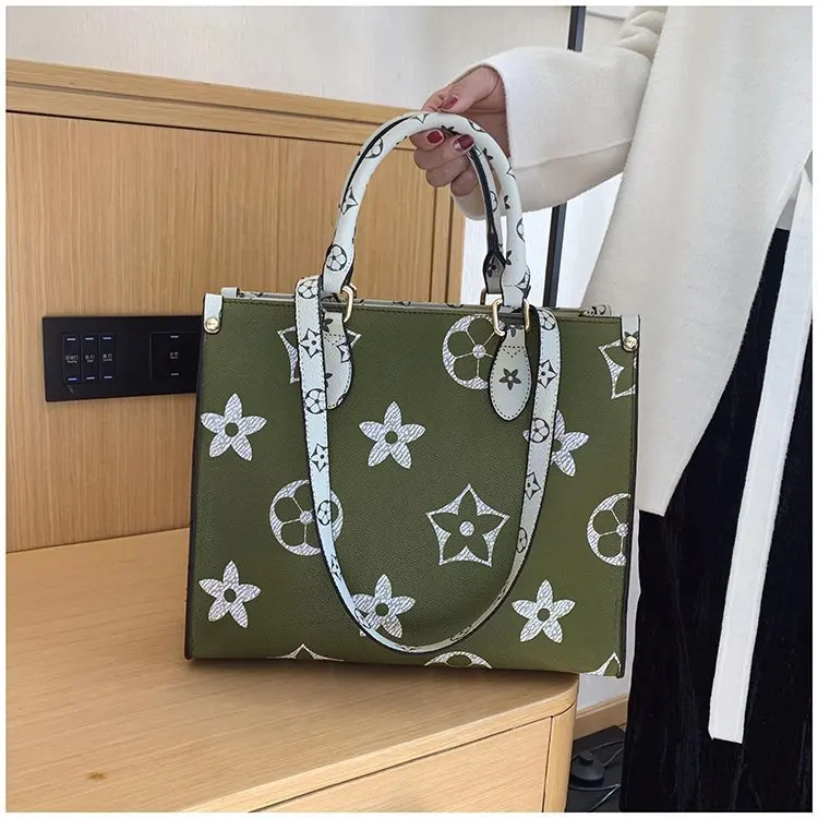 Luxury brand logo products Best selling new handbags in Europe and America, One-shoulder messenger shopping bag, Accept custom made
Luxury brand logo products Best selling new handbags in Europe and America, One-shoulder messenger shopping bag, Accept custom made