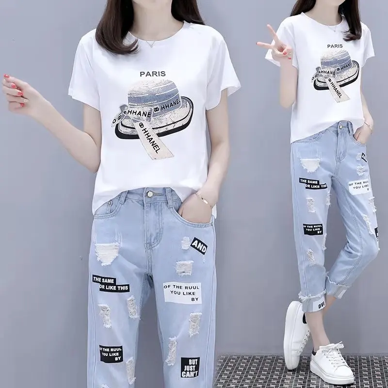 2021 new fashionable suit female summer short-sleeved t-shirt + ripped jeans suit fashionable two-piece suit
2021 new fashionable suit female summer short-sleeved t-shirt + ripped jeans suit fashionable two-piece suit