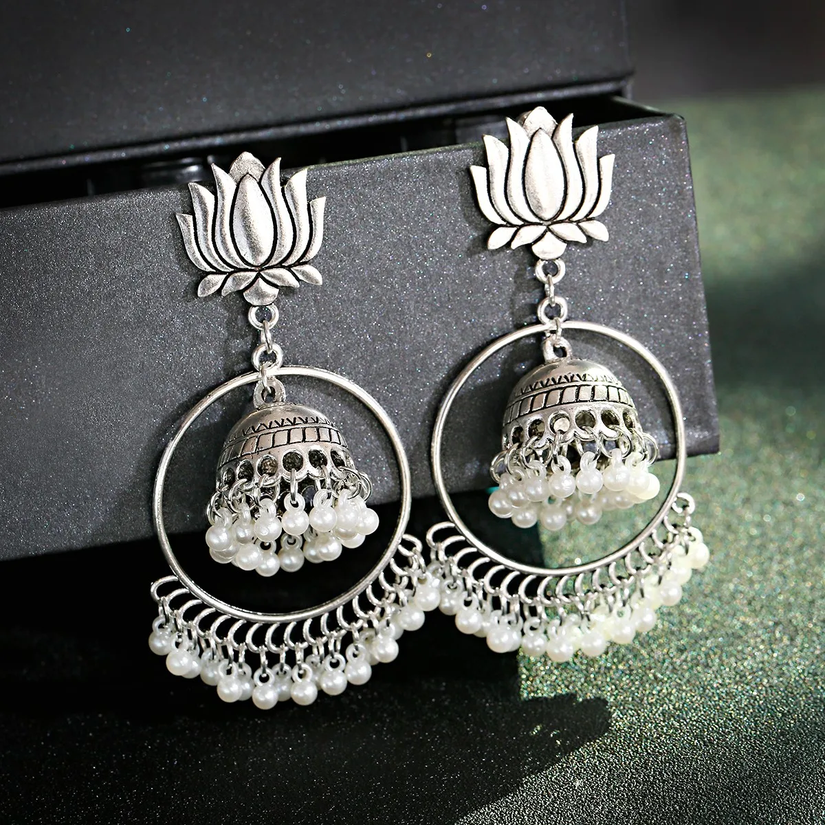 Wholesale Retro Indian Ethnic Metal Tassel Beaded Pendant Jewelry Long Dangle Hoop Jhumka Style Silver Big Lotus Earrings
Wholesale Retro Indian Ethnic Metal Tassel Beaded Pendant Jewelry Long Dangle Hoop Jhumka Style Silver Big Lotus Earrings