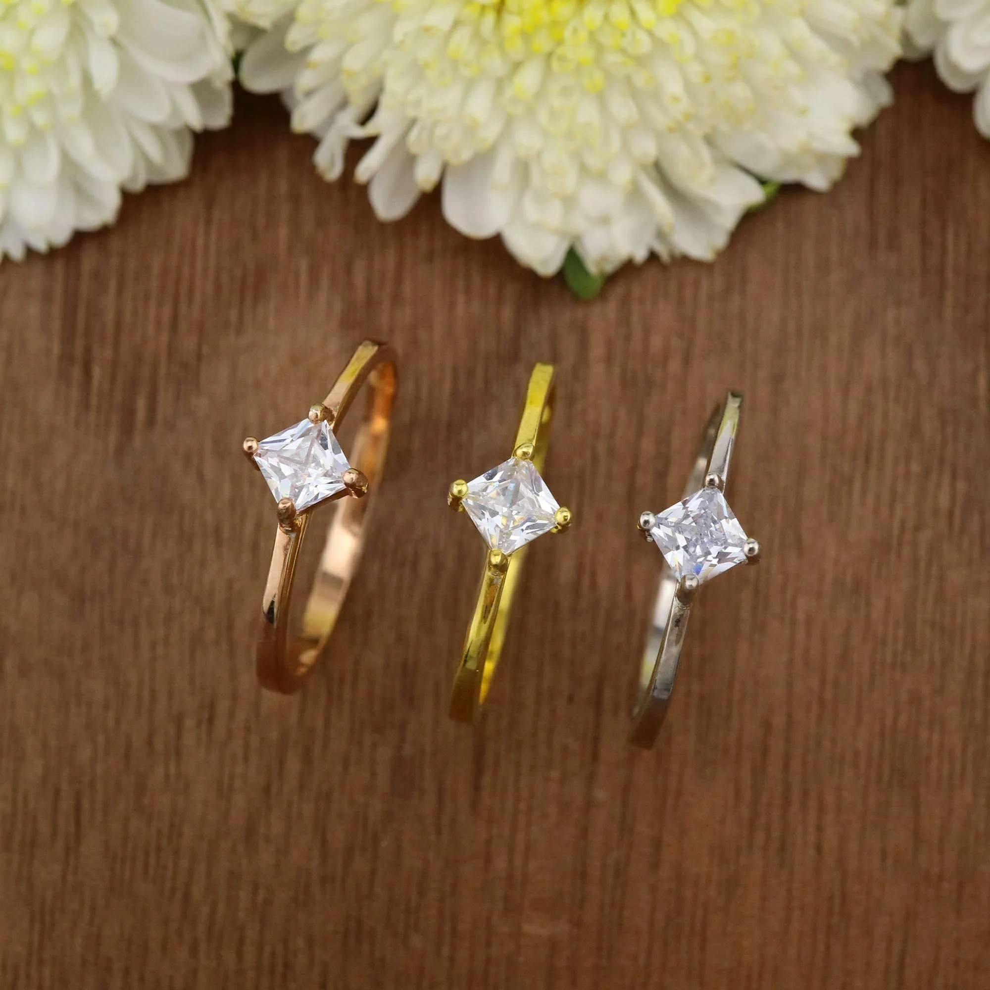 Customized jewelry Wholesale affordable simple and generous fashion rose gold moissanite diamond couple 14K ring set
Customized jewelry Wholesale affordable simple and generous fashion rose gold moissanite diamond couple 14K ring set