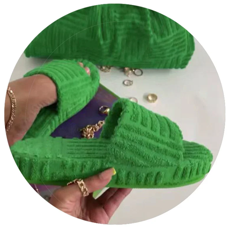 New arrival platform women fur towel slippers green terry slides slippers ladies warm fashion mules de mujer
New arrival platform women fur towel slippers green terry slides slippers ladies warm fashion mules de mujer