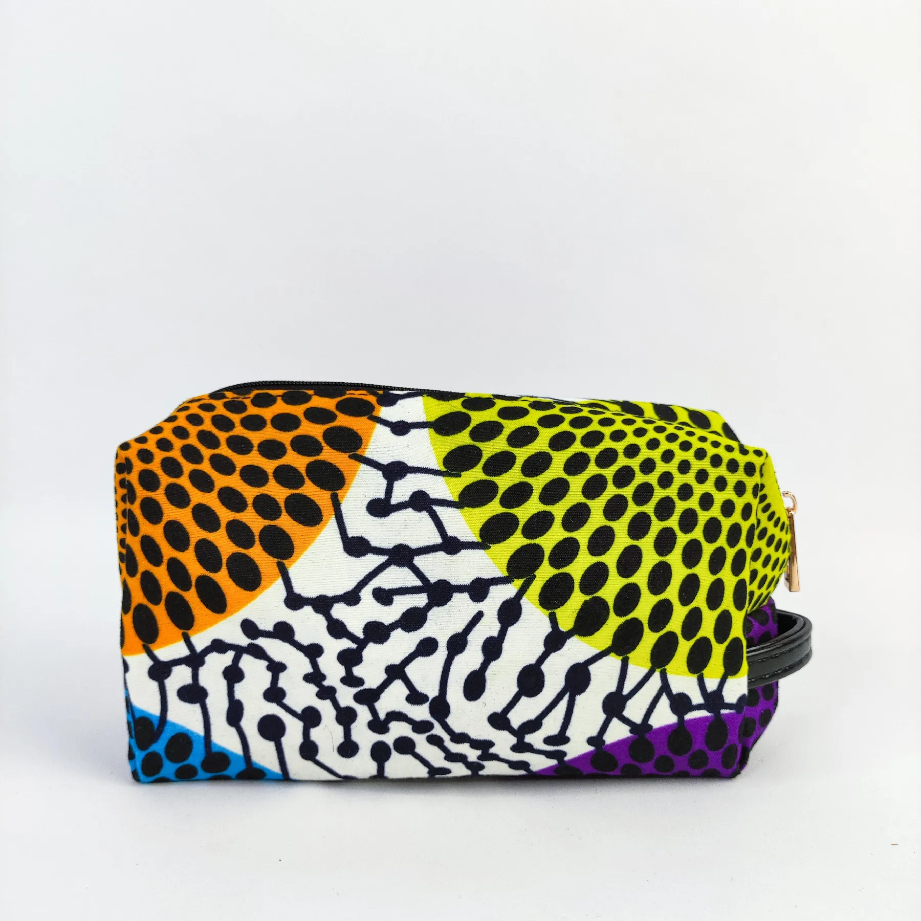 2020 New Design African Print Makeup Bag 100% Cotton Wax Fabric With Zipper Fashion Simple Style Wholesale, As pictures
2020 New Design African Print Makeup Bag 100% Cotton Wax Fabric With Zipper Fashion Simple Style Wholesale, As pictures