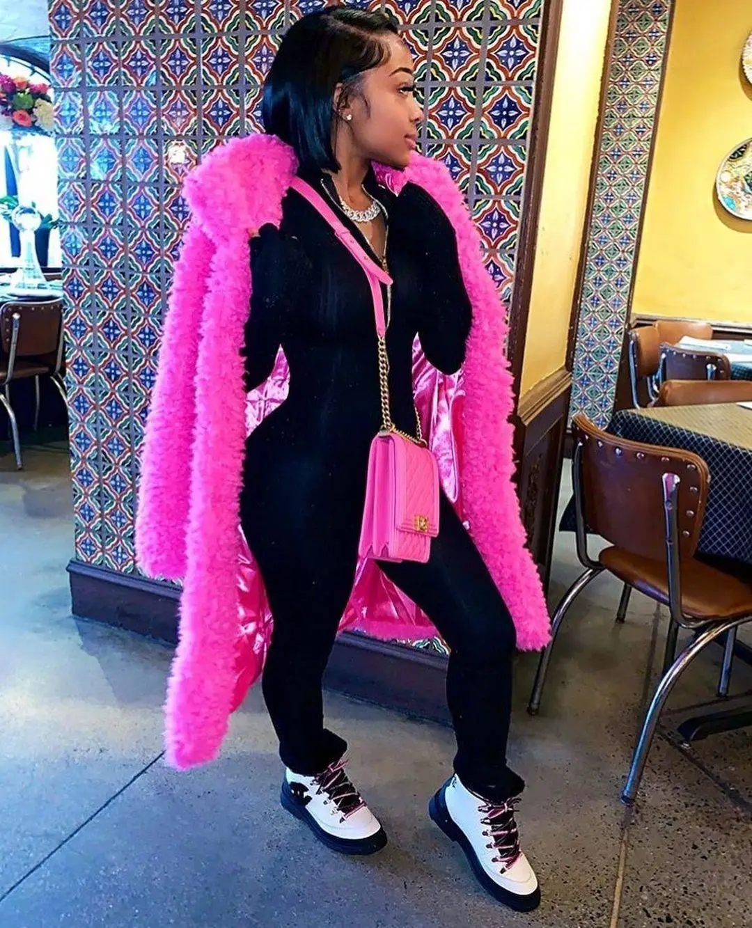 Winter Trendy Warm Ladies Long Coats For Women Xs Size Casual Fleece Jacket Long Faux Fur Coat Outerwear
Winter Trendy Warm Ladies Long Coats For Women Xs Size Casual Fleece Jacket Long Faux Fur Coat Outerwear