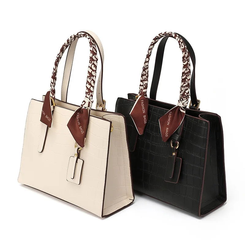 New Design Ladies Handbag Women Bags 2021 Fashion Large Capacity Crossbody Tote Bag, 7 color or custom
New Design Ladies Handbag Women Bags 2021 Fashion Large Capacity Crossbody Tote Bag, 7 color or custom