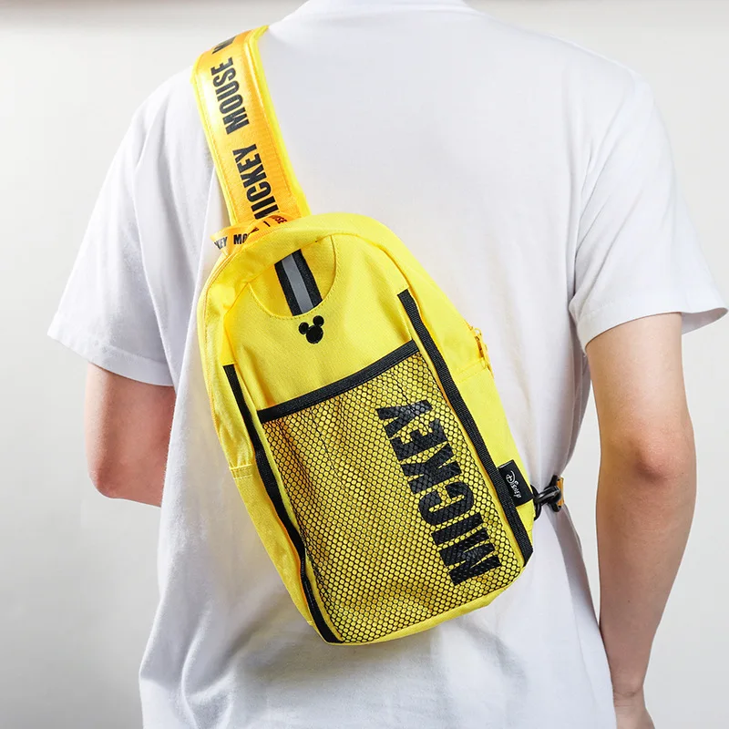Disney genuine shoulder bag can be shoulder messenger bag letter printing large-capacity women's bag travel portable spot
Disney genuine shoulder bag can be shoulder messenger bag letter printing large-capacity women's bag travel portable spot