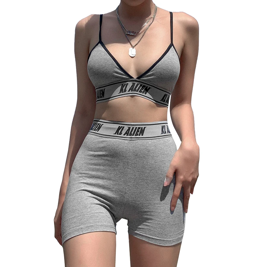 Kliou Gym fitness 2020 fashion women outfit V-neck letters print sleeveless women's two piece clothing set
Kliou Gym fitness 2020 fashion women outfit V-neck letters print sleeveless women's two piece clothing set