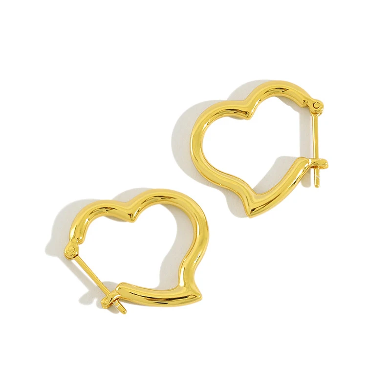 H-E462 Real gold bali earrings designs Irregular heart sexy earring S925 sterling silver hoop earrings
H-E462 Real gold bali earrings designs Irregular heart sexy earring S925 sterling silver hoop earrings