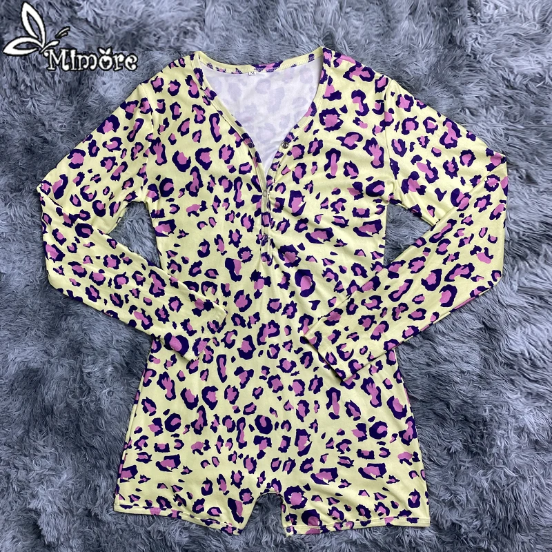 Short Jumpsuit Women Onesie Pajamas Deep V-neck Sexy Sleepwear Button Adjult Playsuit
Short Jumpsuit Women Onesie Pajamas Deep V-neck Sexy Sleepwear Button Adjult Playsuit