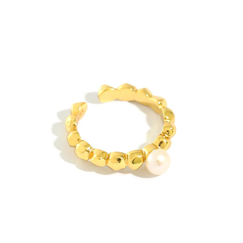 H-R626 One-Stop Seller Simple Irregular Round Beads Inlaid With Freshwater Pearl S925 Sterling Silver Ring
H-R626 One-Stop Seller Simple Irregular Round Beads Inlaid With Freshwater Pearl S925 Sterling Silver Ring