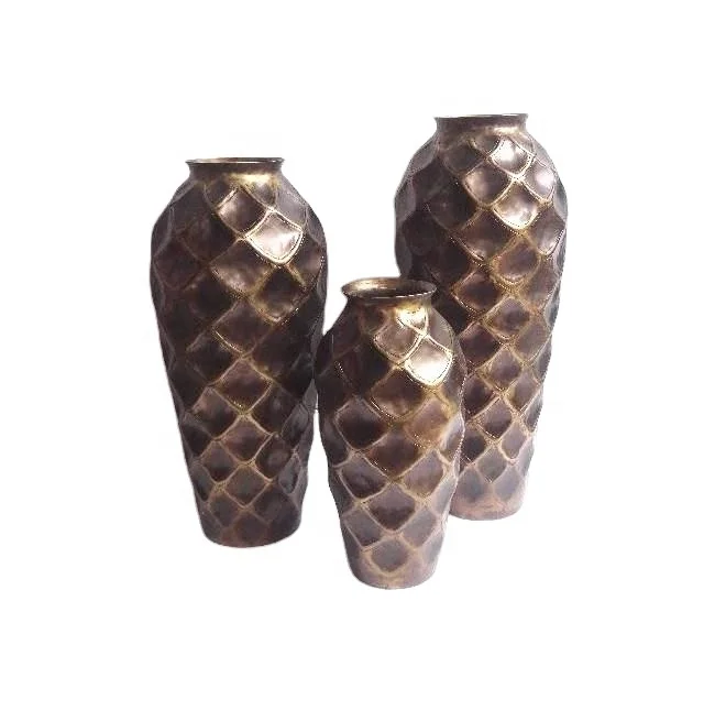 Big Honey Comb Style Antique Brass Finished Vase Made in Sheet Aluminium Home Decoration For Living Room Hotels