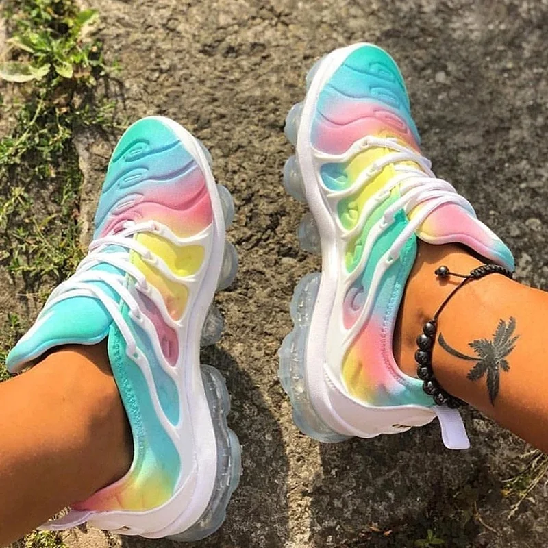 2020 New Fashion Style Round Toe Rhainbow Colors Lace-up Plus Size 40-45 Women and Men Sneakers Sports Casual Shoes
2020 New Fashion Style Round Toe Rhainbow Colors Lace-up Plus Size 40-45 Women and Men Sneakers Sports Casual Shoes