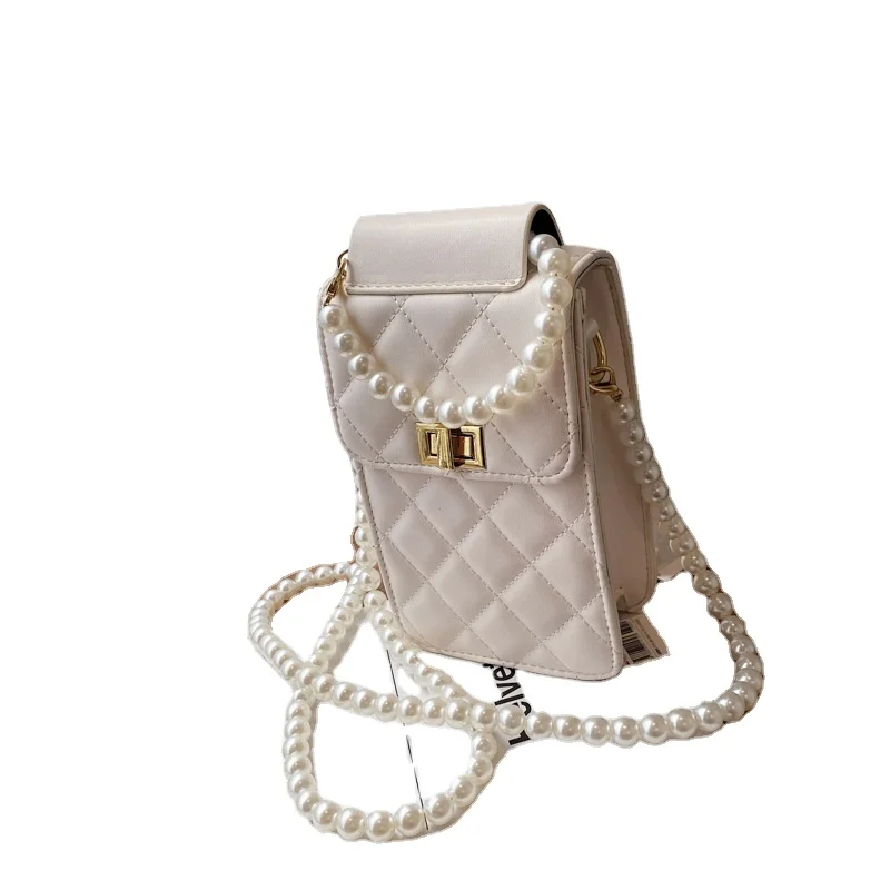 Hot Sale 2021New Summer Korean Fashion Messenger bag Pearl Chain PU Leather Shoulder Handbag Bags, As show
Hot Sale 2021New Summer Korean Fashion Messenger bag Pearl Chain PU Leather Shoulder Handbag Bags, As show
