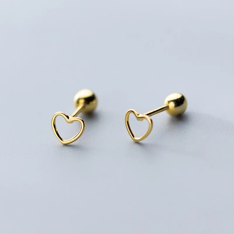 E2889 Korean Style Custom Jewelry Silver Earrings Light Beads Hollowed Out Korean Love Earrings
E2889 Korean Style Custom Jewelry Silver Earrings Light Beads Hollowed Out Korean Love Earrings
