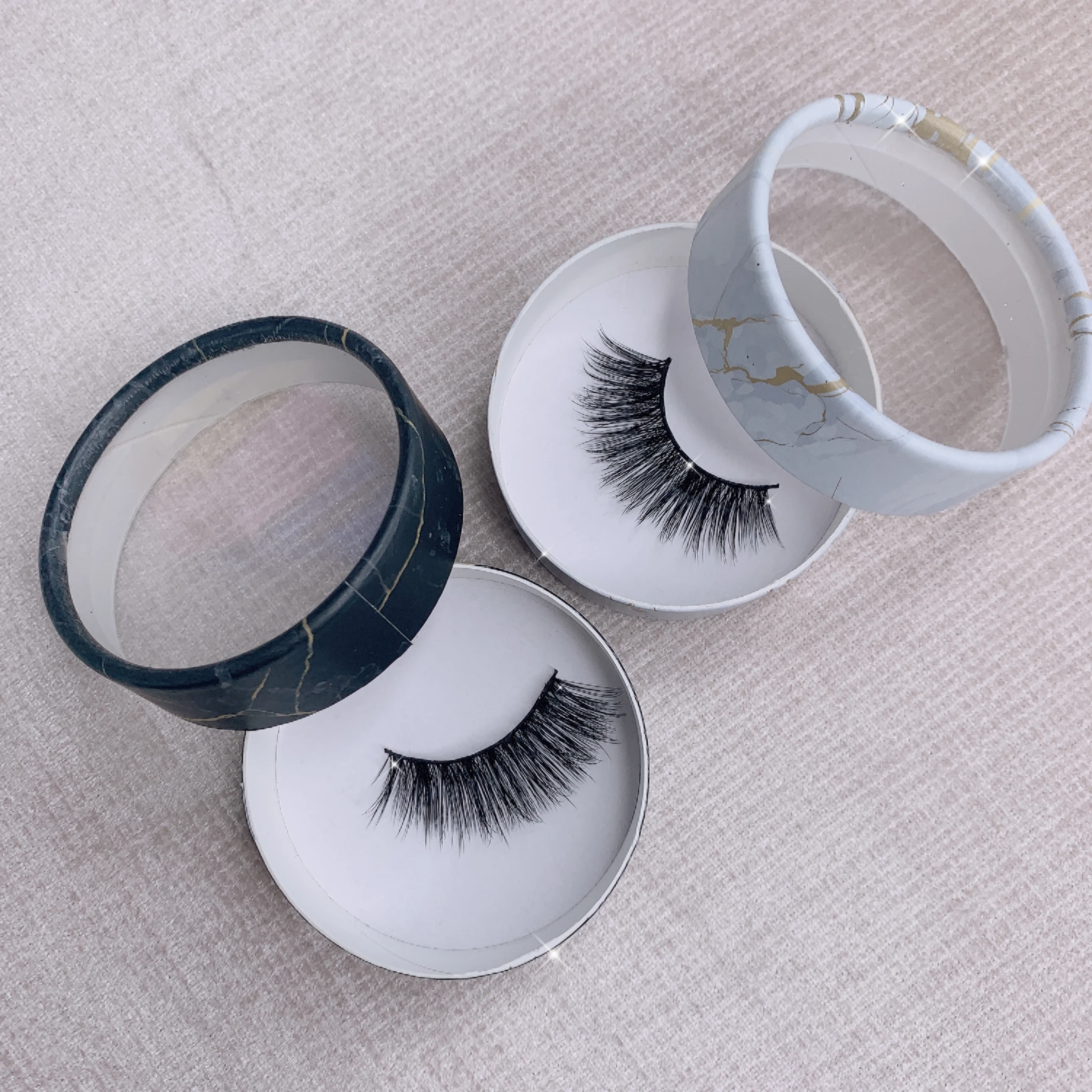 Wholesale mink lashes 25mm 3d mink lashes homemade and natural mink lashes with eyelash case, Black
Wholesale mink lashes 25mm 3d mink lashes homemade and natural mink lashes with eyelash case, Black