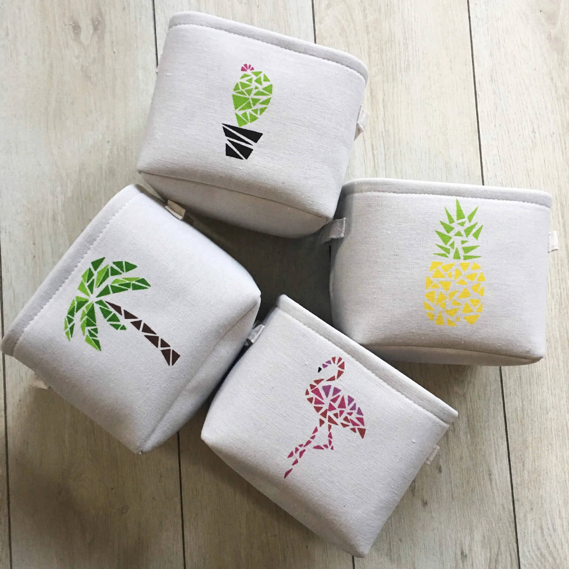 Hot Sell Latest Design With Cotton Rope Handle Woven Storage Baskets Organizer Home Decorative, Customized color
Hot Sell Latest Design With Cotton Rope Handle Woven Storage Baskets Organizer Home Decorative, Customized color