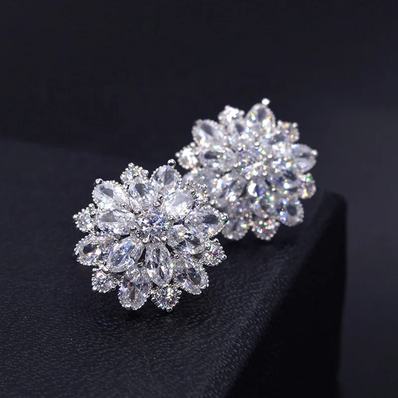 Hot Selling Trendy Snowflake Vintage Bling Crystal Stud Bridal Earrings For Women Wedding Jewelry 2022
Hot Selling Trendy Snowflake Vintage Bling Crystal Stud Bridal Earrings For Women Wedding Jewelry 2022