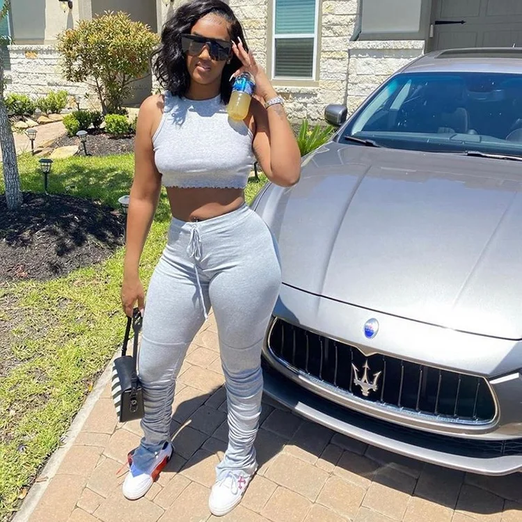 Solid Sleeveless Crop Top Stacked Pants 2 Piece Women Outfit Sets, Light gray,black,rose red
Solid Sleeveless Crop Top Stacked Pants 2 Piece Women Outfit Sets, Light gray,black,rose red