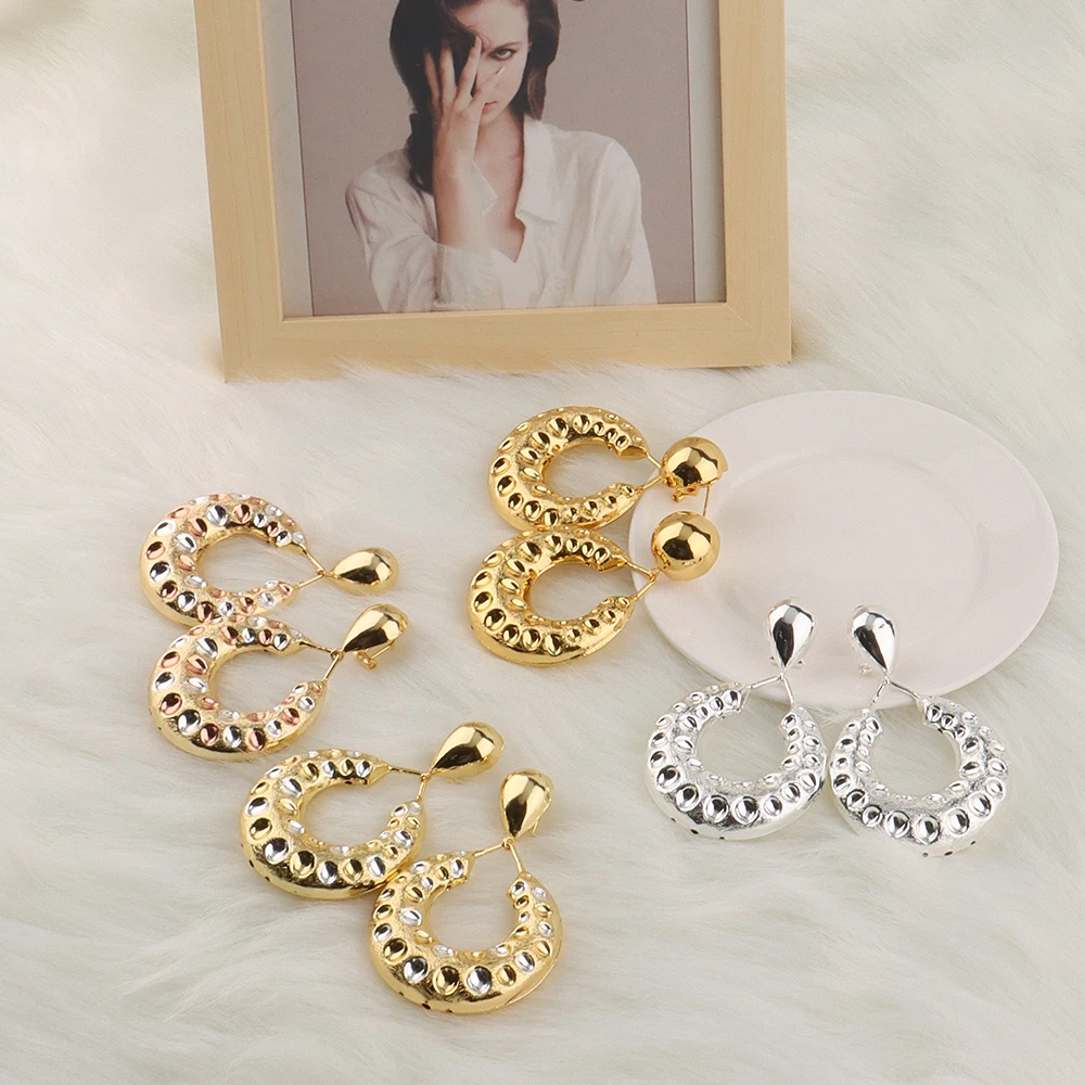 Luxury Custom Bridal Wedding Women Gold Plated Dubai 18k Bangles Bracelets Rings Hoop Chain Earrings Necklaces Jewelry Sets
Luxury Custom Bridal Wedding Women Gold Plated Dubai 18k Bangles Bracelets Rings Hoop Chain Earrings Necklaces Jewelry Sets