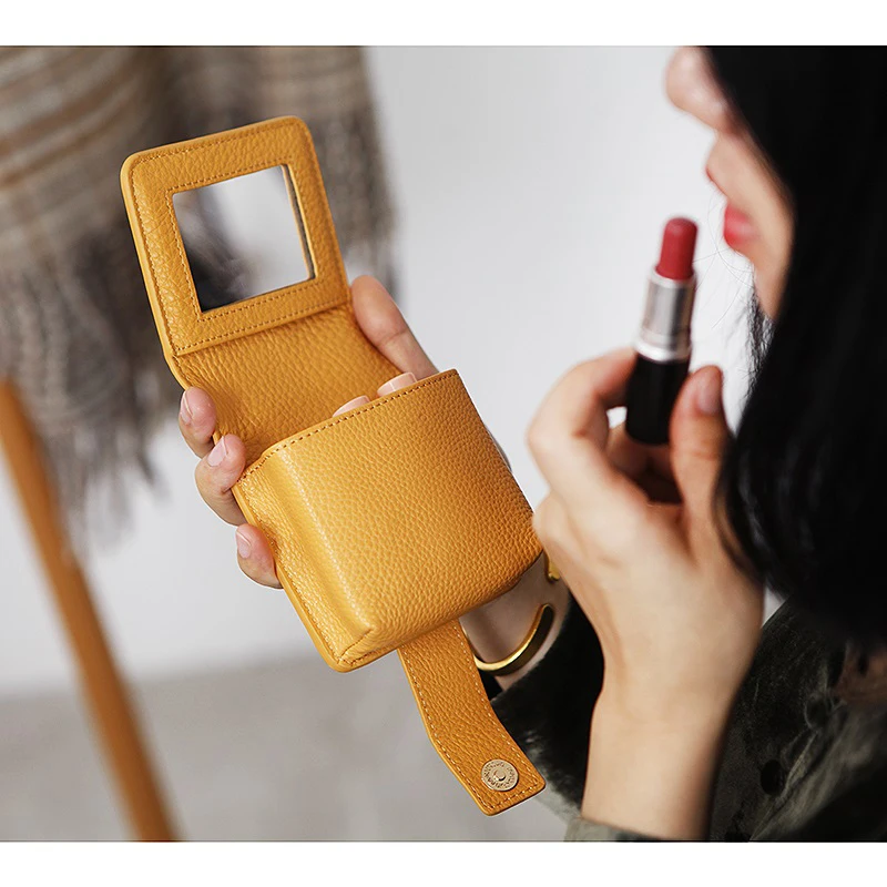 2021 Brush Case Luxury Low MOQ Private Label Custom Logo Wholesale Travel Small Mini Leather Makeup Bag
2021 Brush Case Luxury Low MOQ Private Label Custom Logo Wholesale Travel Small Mini Leather Makeup Bag
