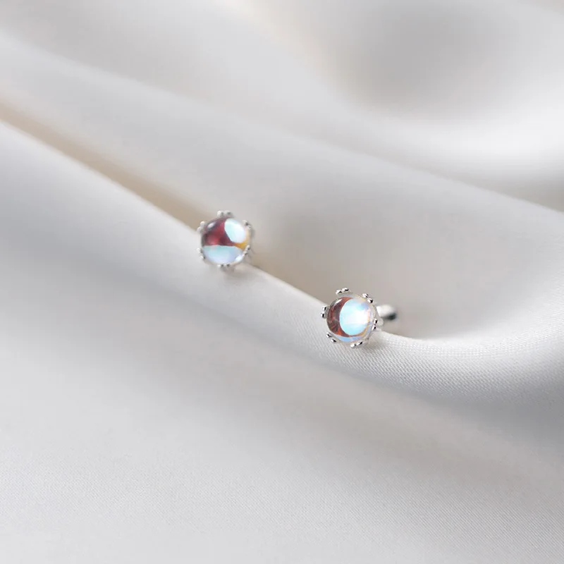 E5913 Popular Hot Sale Bijoux 925 Sterling Silver Small Round Earrings With Glass Beads Earrings
E5913 Popular Hot Sale Bijoux 925 Sterling Silver Small Round Earrings With Glass Beads Earrings