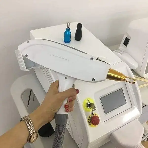 Beijing Sincoheren Mini Q switch ND YAG Laser 2021 Portable Ndyag Laser Tattoo Removal Skin Mole Removal Beauty Salon Machine
Beijing Sincoheren Mini Q switch ND YAG Laser 2021 Portable Ndyag Laser Tattoo Removal Skin Mole Removal Beauty Salon Machine