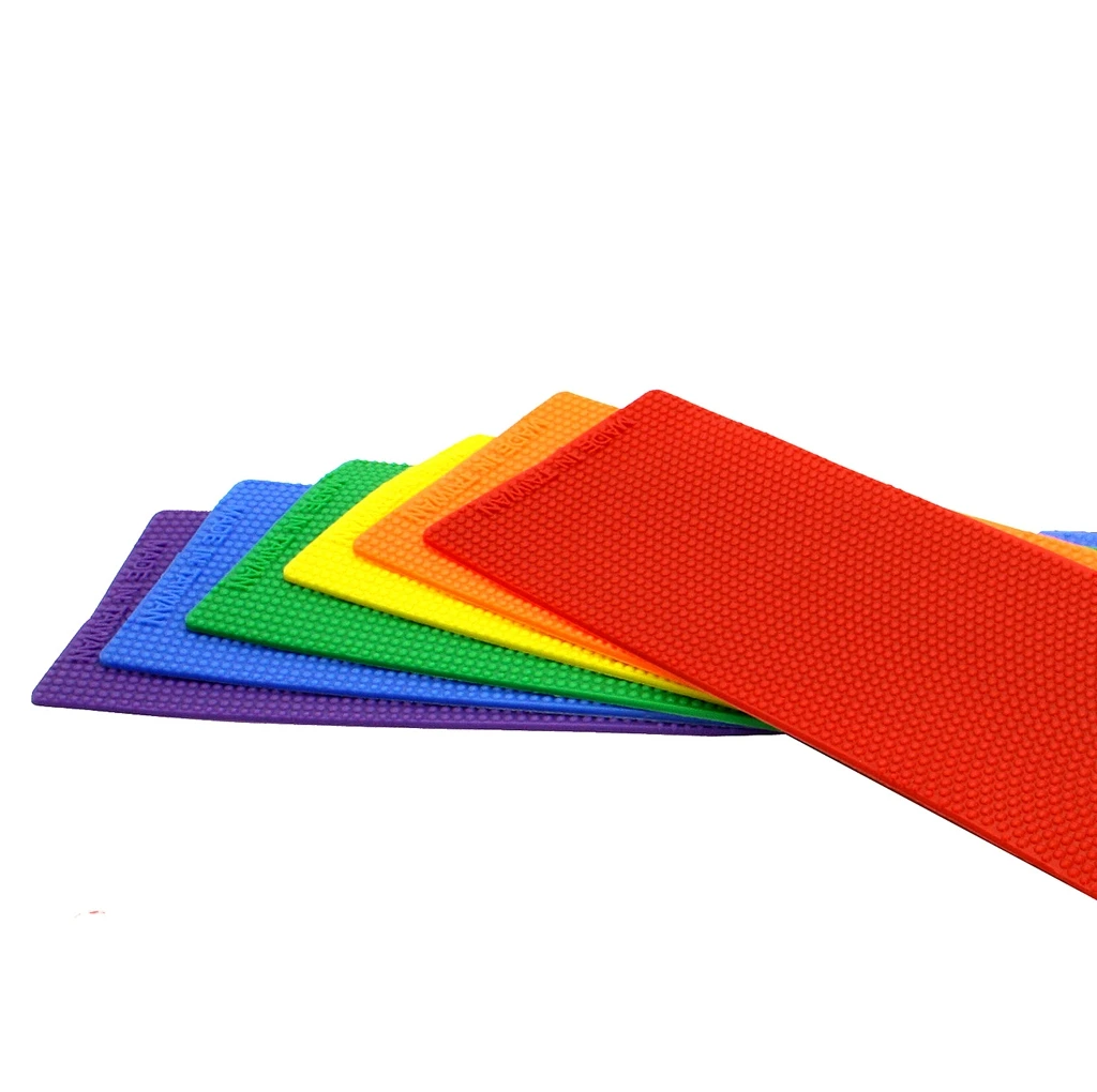 Multi colors flat boundary line floor marker with environmental protection T.P.R material for soccer flat training
Multi colors flat boundary line floor marker with environmental protection T.P.R material for soccer flat training