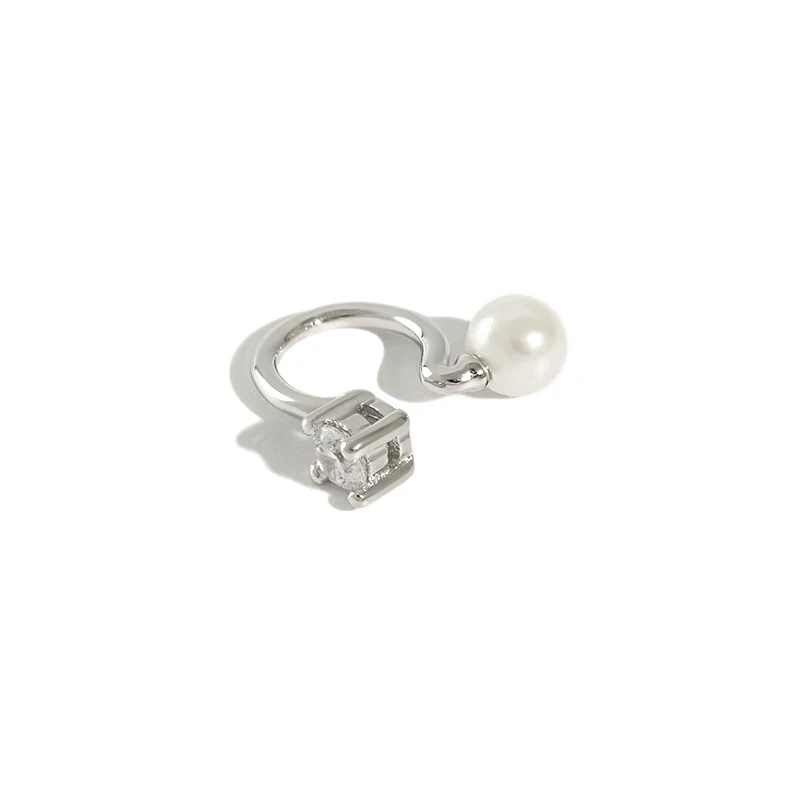 H-E441 Vintage Style Dual-use Plating Real CZ S925 Ear Cuff Cubic Zirconia 925 Sterling Silver Pearl Cuff Earrings For Women
H-E441 Vintage Style Dual-use Plating Real CZ S925 Ear Cuff Cubic Zirconia 925 Sterling Silver Pearl Cuff Earrings For Women